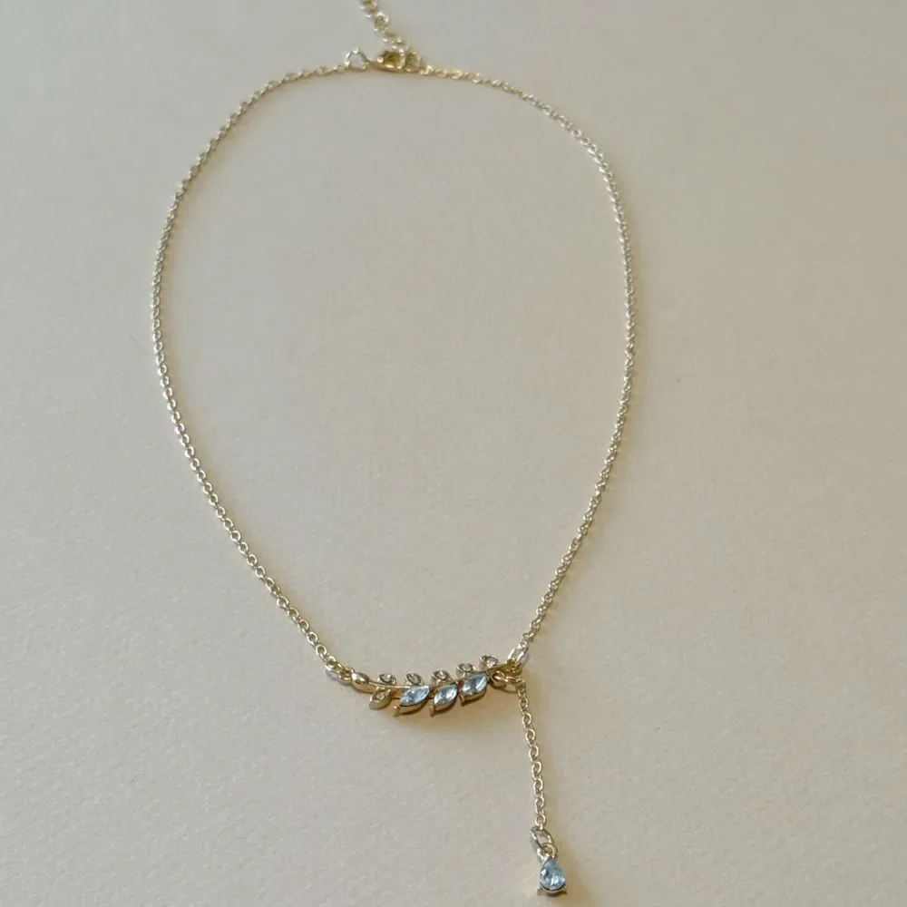 Leaf necklace A876